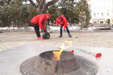 В Омске начались Ленинские субботники