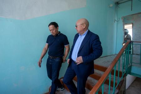 Республика Калмыкия. Лидер местных коммунистов Николай Нуров провел встречи с избирателями в Октябрьском районе