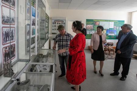 Республика Калмыкия. Депутаты фракции КПРФ в Народном Хурале провели встречи с избирателями в Юстинском районе