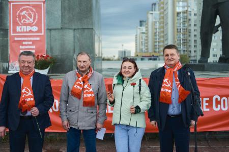 Коммунисты Нижнего Новгорода отметили 154-ю годовщину со дня рождения Владимира Ильича Ленина