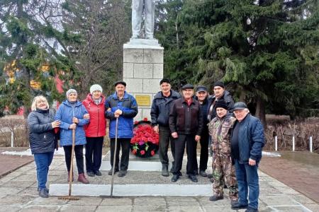 В Омской области продолжаются Ленинские субботники