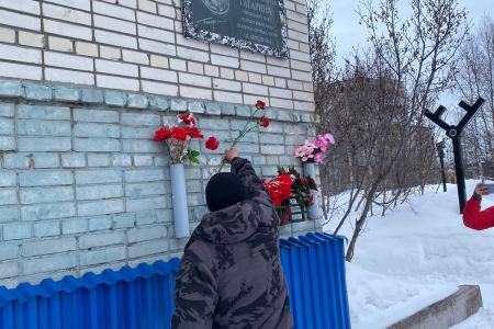 Ямальские коммунисты отметили День Космонавтики