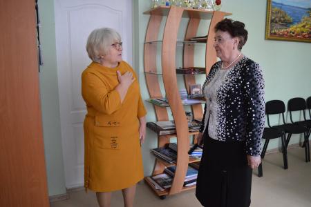 Лидер тюменский коммунистов Тамара Казанцева поздравила Тобольскую городскую думу с 30-летием
