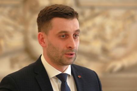 Дмитрий Новиков вручил дипломы выпускникам Центра политической учебы ЦК КПРФ