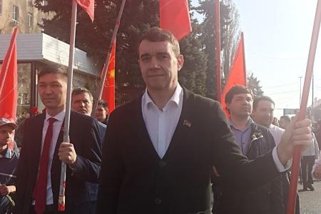 Саратовские коммунисты достойно отмечают День Космонавтики