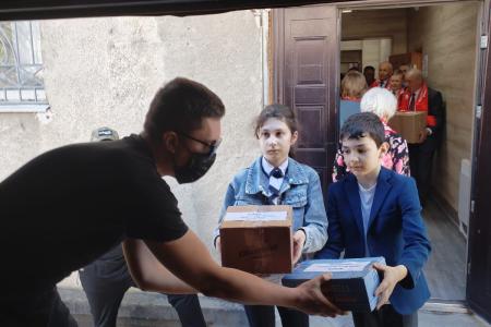 Коммунисты Карачаево-Черкесии в ходе Общероссийского партийного собрания КПРФ отправили очередной гуманитарный груз в зону СВО