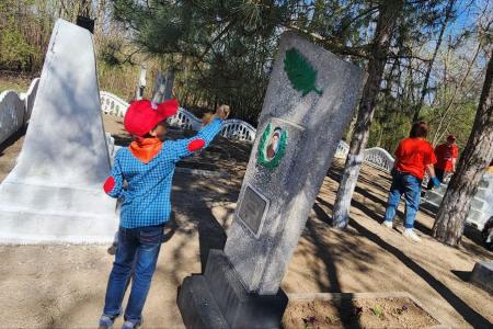 Запорожская область. Пионерские горны в селе Златополь