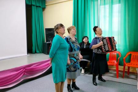 Забайкальские коммунисты и активисты движения «Русский Лад» вручили подарки участникам и призёрам детского конкурса ко Дню космонавтики