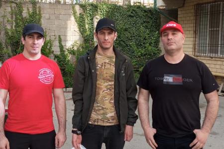 Дагестанские коммунисты проводят благотворительную акцию «Дорогою добра»