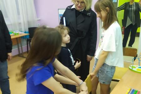 На переднем крае. Нина Останина помогает людям в зоне техногенной катастрофы