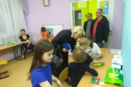На переднем крае. Нина Останина помогает людям в зоне техногенной катастрофы