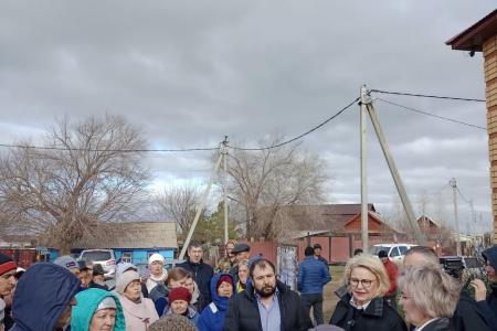 На переднем крае. Нина Останина помогает людям в зоне техногенной катастрофы