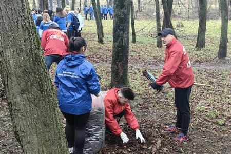 Ивановские коммунисты приняли участие в общегородском субботнике на мемориале «Красная Талка»