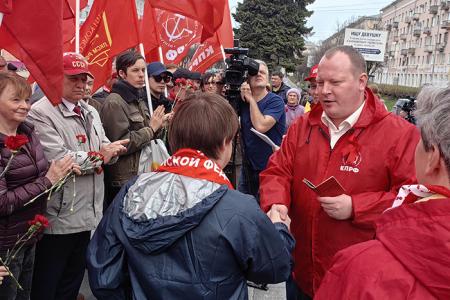 День рождения В.И. Ленина в Иванове прошёл торжественно и людно