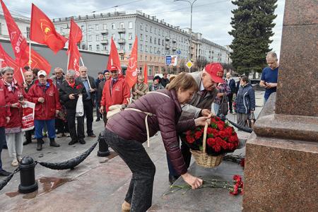 День рождения В.И. Ленина в Иванове прошёл торжественно и людно