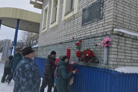 Ямальские коммунисты отметили День Космонавтики