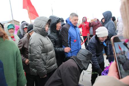 Якутия. Митинг, посвященный Дню космонавтики