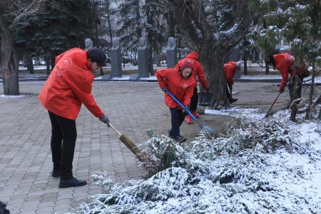 В Омске начались Ленинские субботники