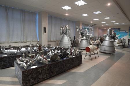 Воронеж. В канун Дня космонавтики активисты КПРФ прикоснулись к истории ракетно-космического двигателестроения