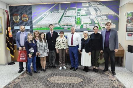 Воронеж. В канун Дня космонавтики активисты КПРФ прикоснулись к истории ракетно-космического двигателестроения