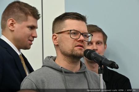 Программа КПРФ – новый курс развития России!