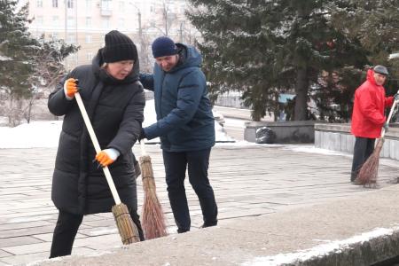 В Омске начались Ленинские субботники