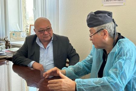Рабочая поездка вице-спикера парламента Калмыкии Николая Нурова в Лаганский и Черноземельский районы
