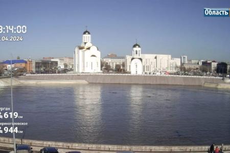 Коммунисты Югры оказали гуманитарную помощь жителям Курганской области, пострадавшим от весеннего паводка