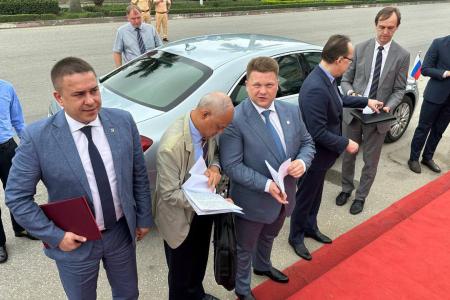 Репортаж о рабочей поездке сенатора-коммуниста Айрата Гибатдинова во Вьетнам