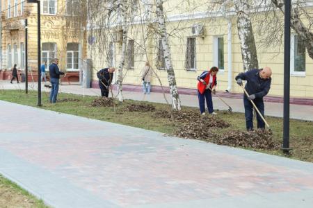 Волгоградская область. Коммунистический субботник в Комсомольском парке