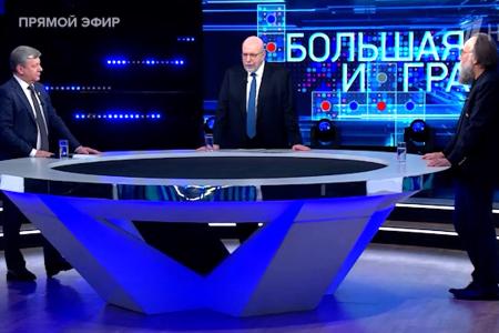 Дмитрий Новиков на Первом канале рассказал, в чём состоит отличие патриотов России от «катакомбных» коллаборантов и выразил отношение к философу Ильину - симпатизанту Муссолини и Гитлера
