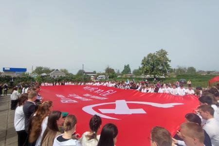 Акция «Знамя Победы» и автопробег продолжаются на Ставрополье