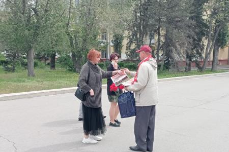 Волгоградская область. Коммунисты и комсомольцы проводят массовую акцию «Вахта памяти»