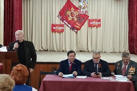 Руководитель фракции КПРФ в Мособлдуме Александр Наумов поздравил с Днем Победы детей войны в Кашире