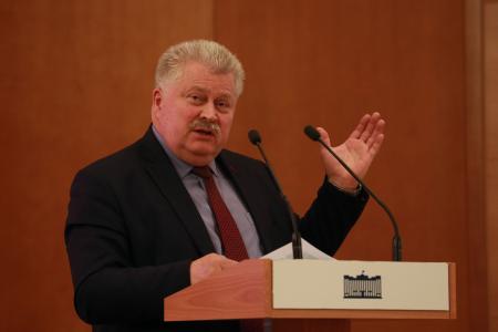 На защите трудящихся: Фракция КПРФ в Госдуме представила новый Трудовой кодекс
