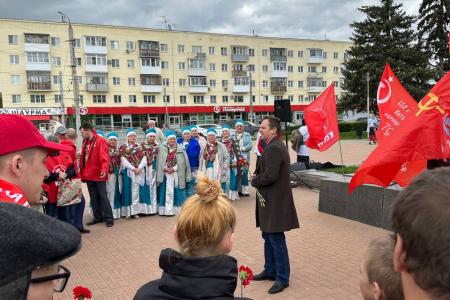 Коммунисты Нижегородской области организовали концерт, посвященный Дню солидарности трудящихся
