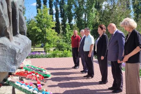 Депутаты фракции КПРФ Волгоградской областной Думы посетили с рабочим визитом  Клетский район