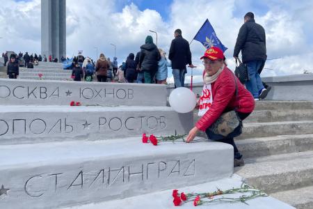 Саратовские коммунисты и комсомольцы отметили День Победы