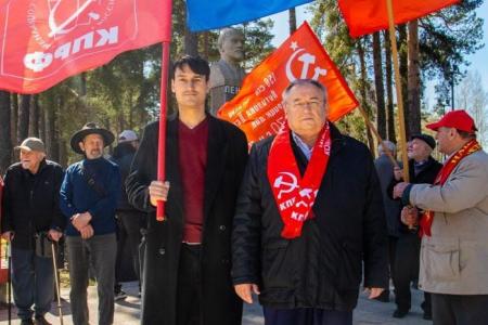 Коммунисты и комсомольцы Ленинградской области отметили Первомай