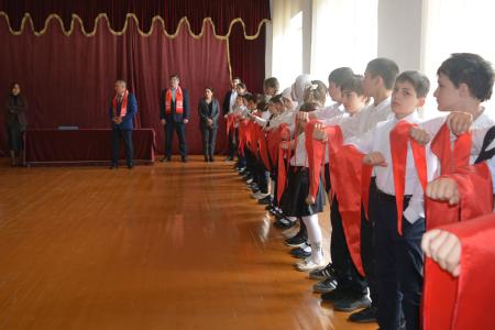 Республика Дагестан. Торжественный прием в пионеры в Махачкале