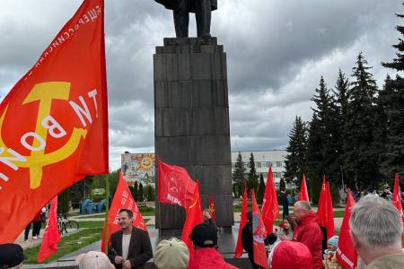 Коммунисты Нижегородской области организовали концерт, посвященный Дню солидарности трудящихся