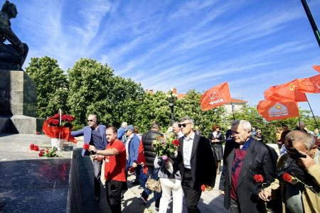 В Севастополе отметили День международной солидарности трудящихся
