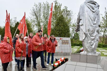 Тульский обком КПРФ достойно отметил День Победы