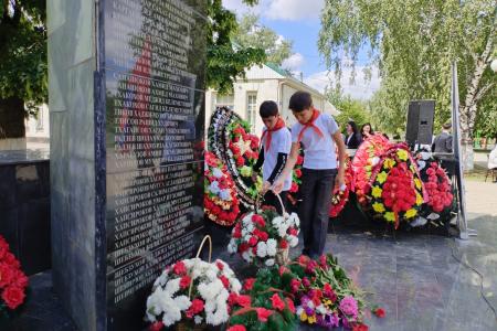 Карачаево-Черкесия. В Адыге-Хабльском районе прошло торжественное мероприятие ко Дню пионерии