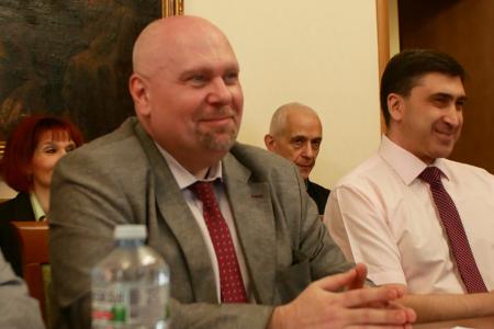 Репортаж о рабочей встрече в Москве руководства РУСО с китайским академиком Чен Эньфу