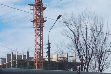 Крановщики Нижнего Новгорода совместно с НРО КПРФ поздравили нижегородцев с Днем Победы