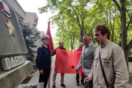 В Севастополе почтили память погибших в одесском Доме профсоюзов