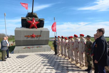 Краснодарский край. Активисты КПРФ и сторонники партии отметили 79-й День Победы