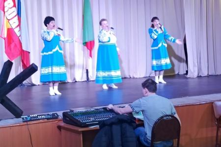 Забайкальские коммунисты наградили детей войны Ясногорска Оловяннинского района в преддверии 9 Мая
