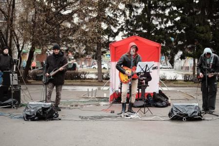 Алтайский край. Коммунисты в городах и районах провели торжественные акции в честь Первомая